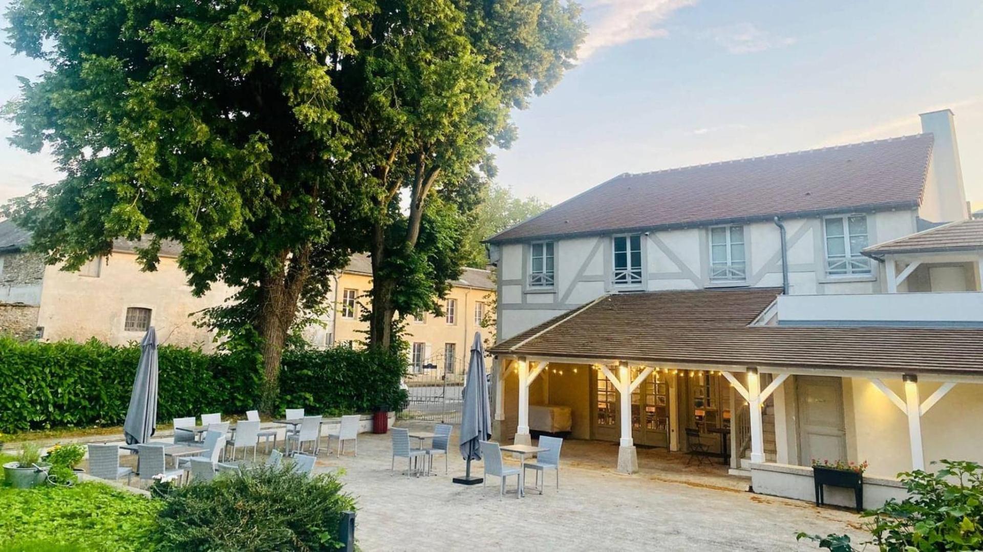 Hôtel Le Cheval Blanc Disneyland Paris Buitenkant foto
